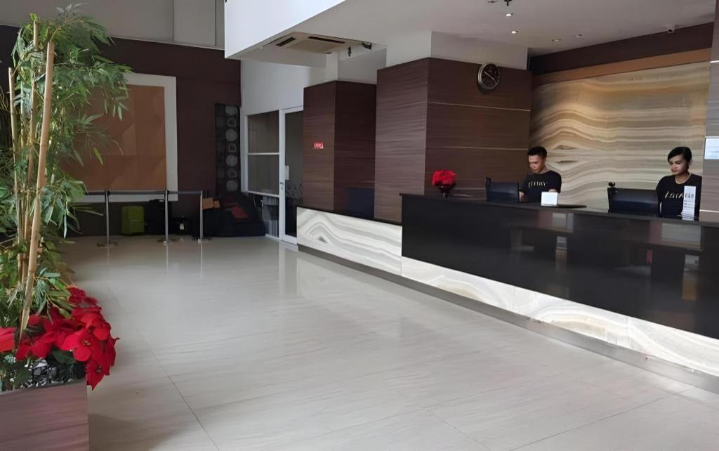 U Stay Hotel Mangga Besar จาการ์ตา ภายนอก รูปภาพ