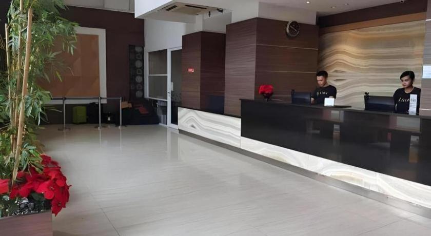 U Stay Hotel Mangga Besar จาการ์ตา ภายนอก รูปภาพ